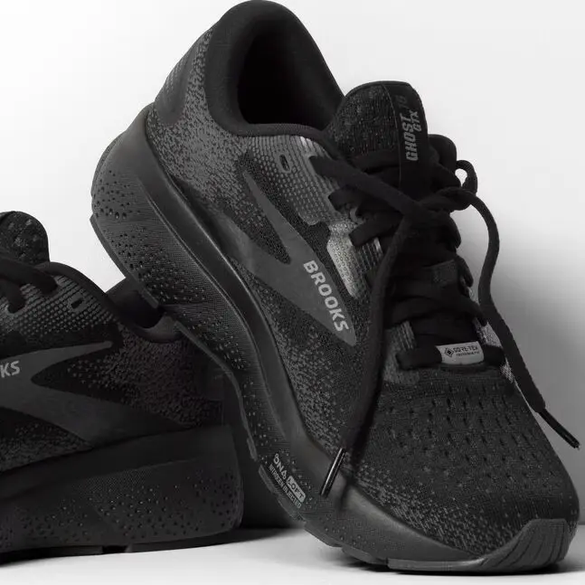 Brooks Ghost 16 GTX Dömu Hlaupaskór Black/Black/Ebony - Image 2