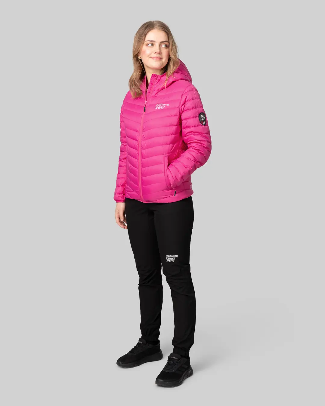Scandinavian Explorer Dömu Dúnjakki Ultra Light Pink Cerise - Image 2