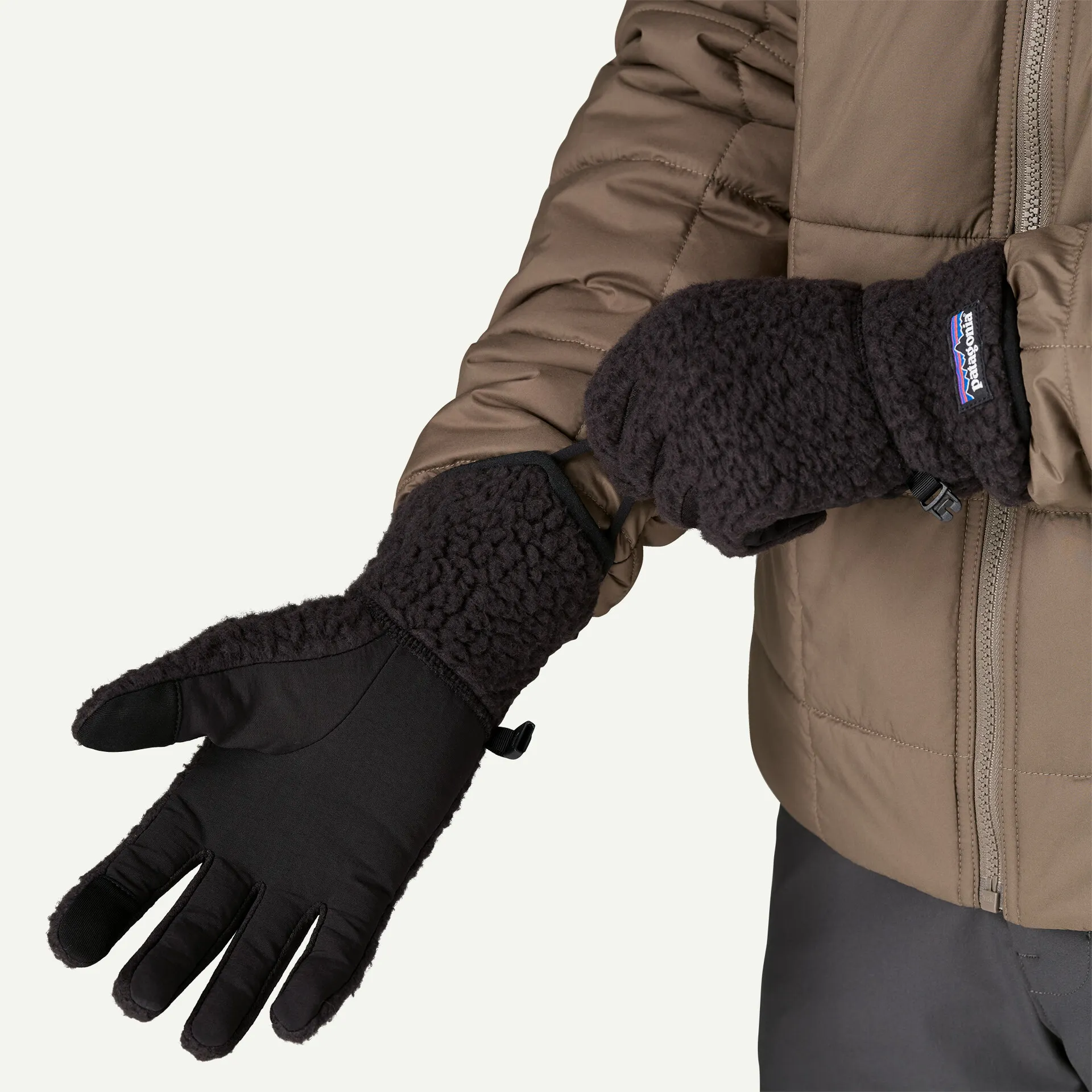 Patagonia Hanskar Retro Pile Black - Image 2
