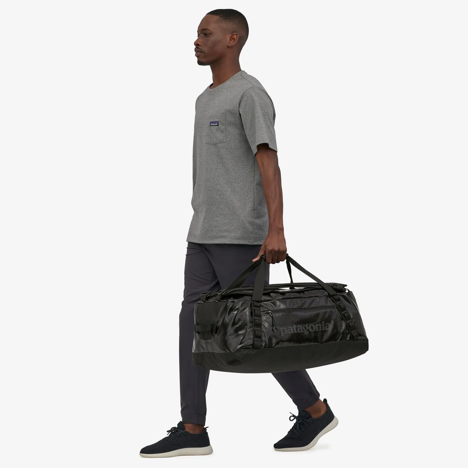Patagonia Duffel Hole 55L Svört - Image 2