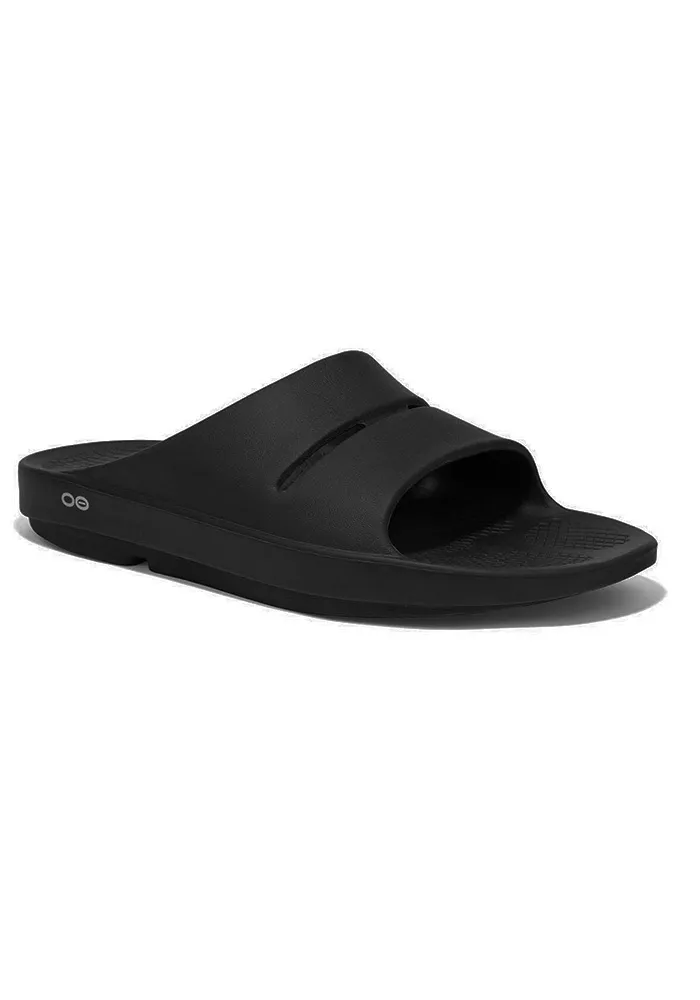 Oofos Black Inniskór