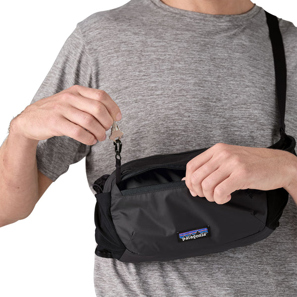 Patagonia Terravia 4L Mittistaska Black - Image 5