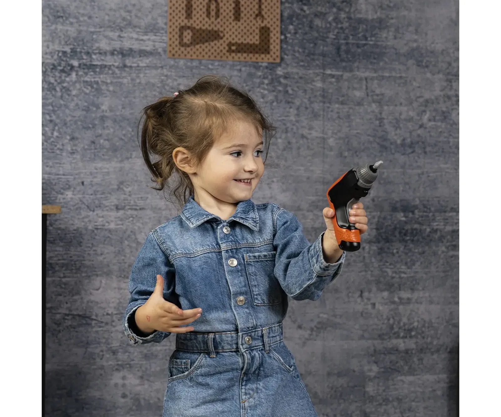 Smoby Black+Decker Verkfærabekkur með krana - Image 4