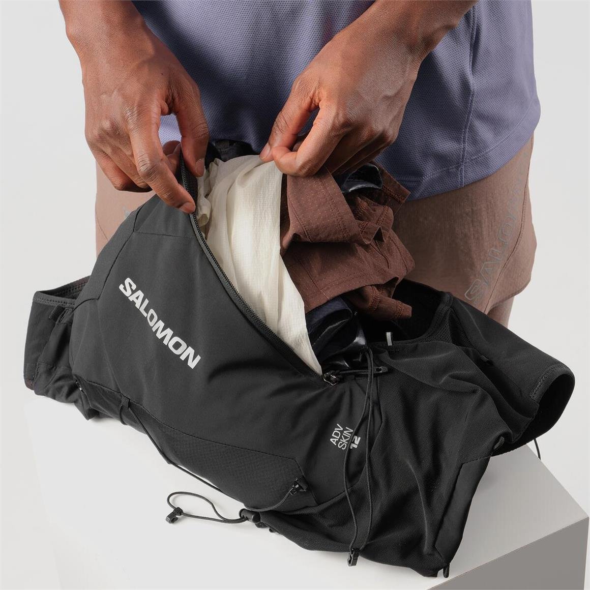 Salomon ADV Skin 12 Set Hlaupavesti Svart - Image 3