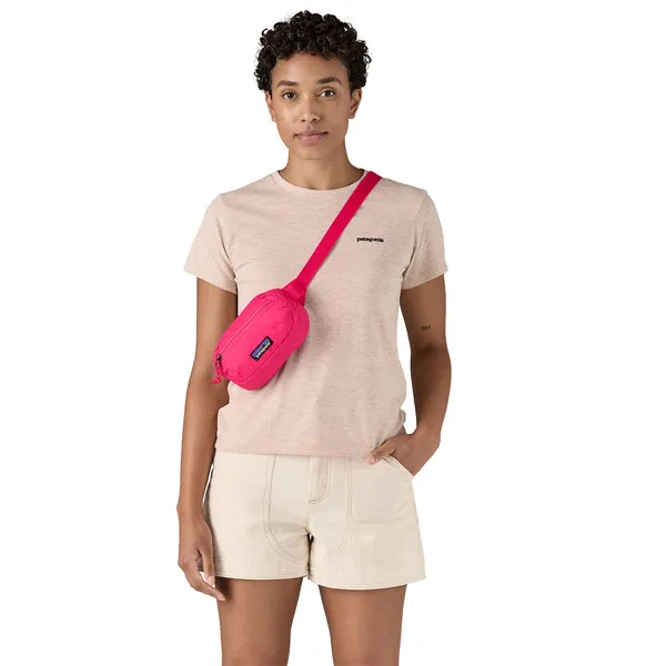 Patagonia Terravia Mini Mittistaska Luminous Pink - Image 3